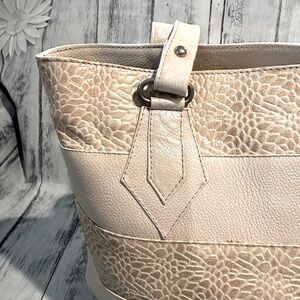 100% Cow Leather PEARL/Cream Stylish Shoulder Bag NEW